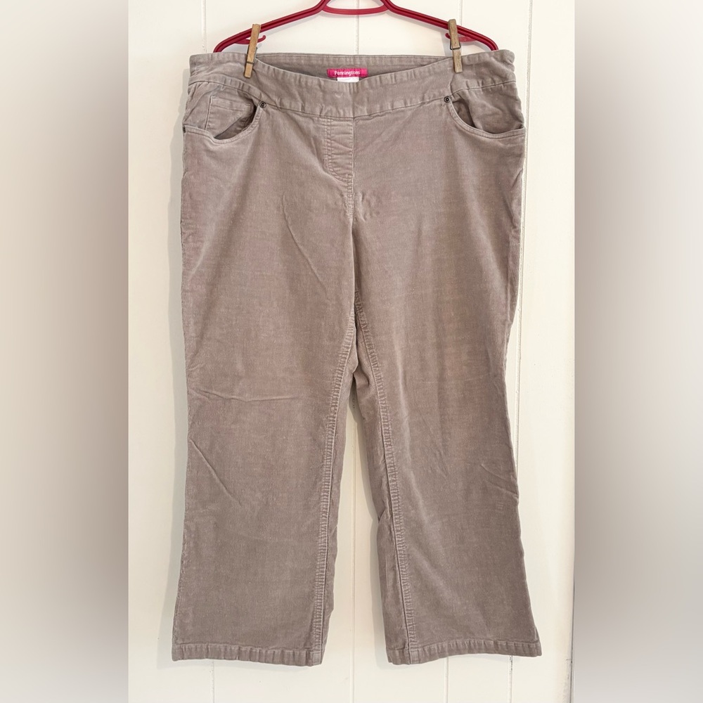 Penningtons Taupe Corduroy Straight Leg Pants - Size 18P guc